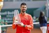 Novak Djokovic a câștigat trofeul 100 al carierei